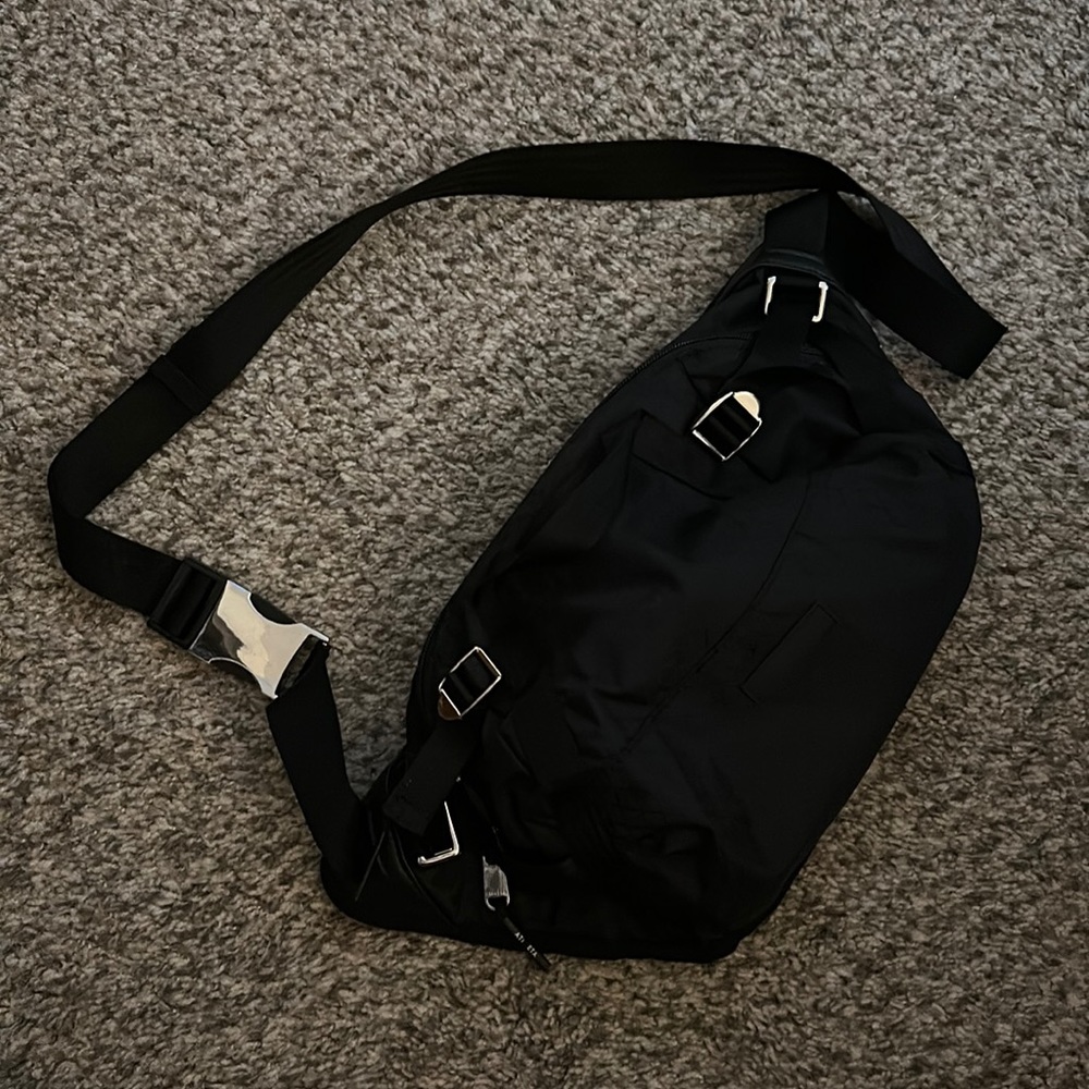 Athleta Excursion Crossbody Waistbag